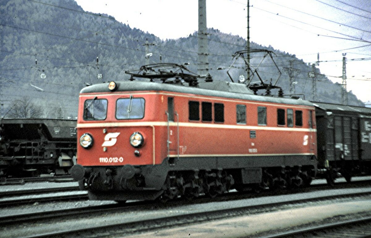BB 1110.012-0 in Bludenz im Mrz 1989.