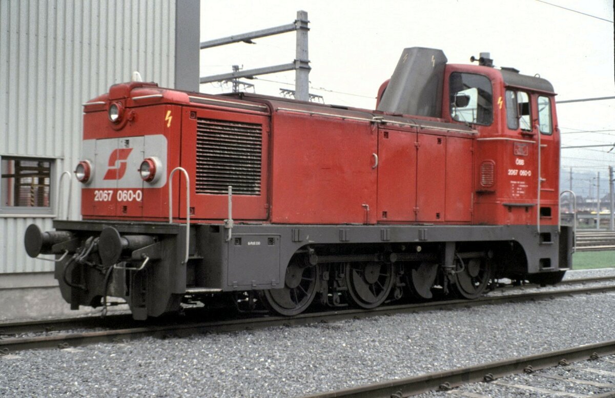 ÖBB 2067.060-0 in Bludenz im Oktober 1992.