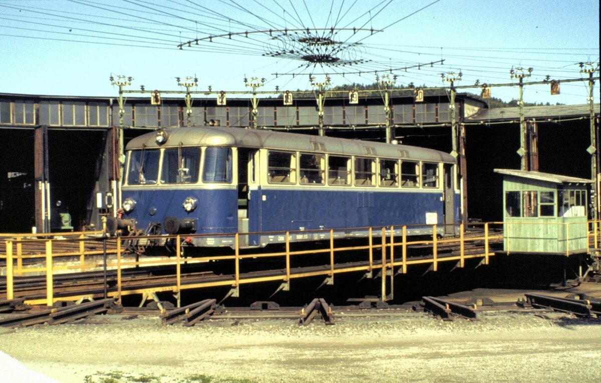 ÖBB 5081.53 in Attnang-Puchheim am 05.10.1981.