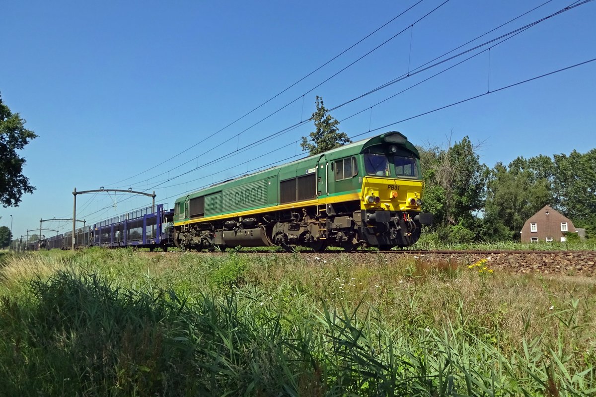 PB01 schleppt ein LGAG durch Oisterwijk am 28 Juni 2019.