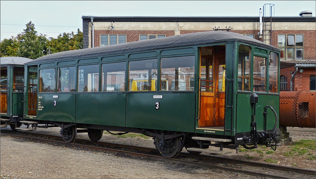 Personenwagen des DEV Nr. 22, Bj 1926; von der Firma Stilkenboom, bis 1971 war dieser Wagen bei der Inselbahn im Dienst.  15.09.2019 (Hans)
