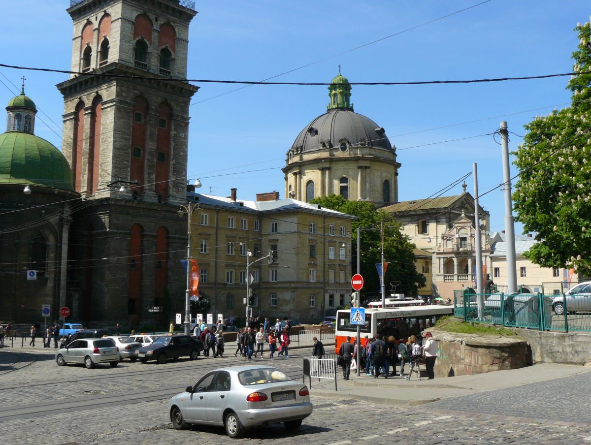 Pidvalna Strasse Lviv, Ukraine 18-05-2015.

Pidvalna straat Lviv, Oekrane 18-05-2015.