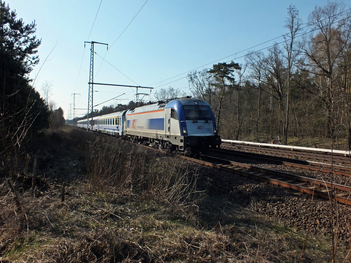 PKP 5 370 010 am 30.3.14 bei grenzwertigen Lichtverhältnissen in Berlin-Friedrichshagen.