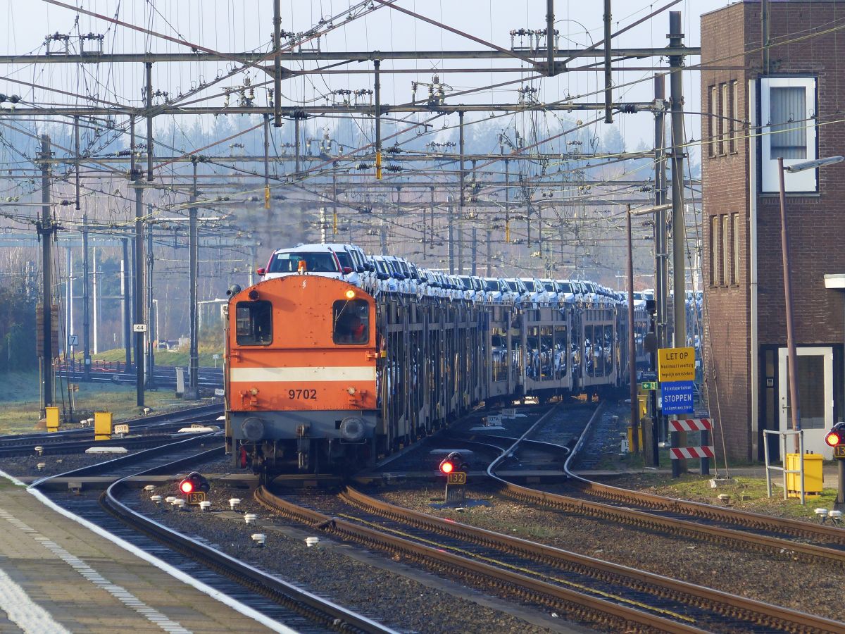 Rail Force One Diesellocomotive 9702 Baujahr 1955. Amersfoort Centraal 21-01-2020. Rail Force One diesellocomotief 9702 bouwjaar 1955. Amersfoort Centraal 21-01-2020.