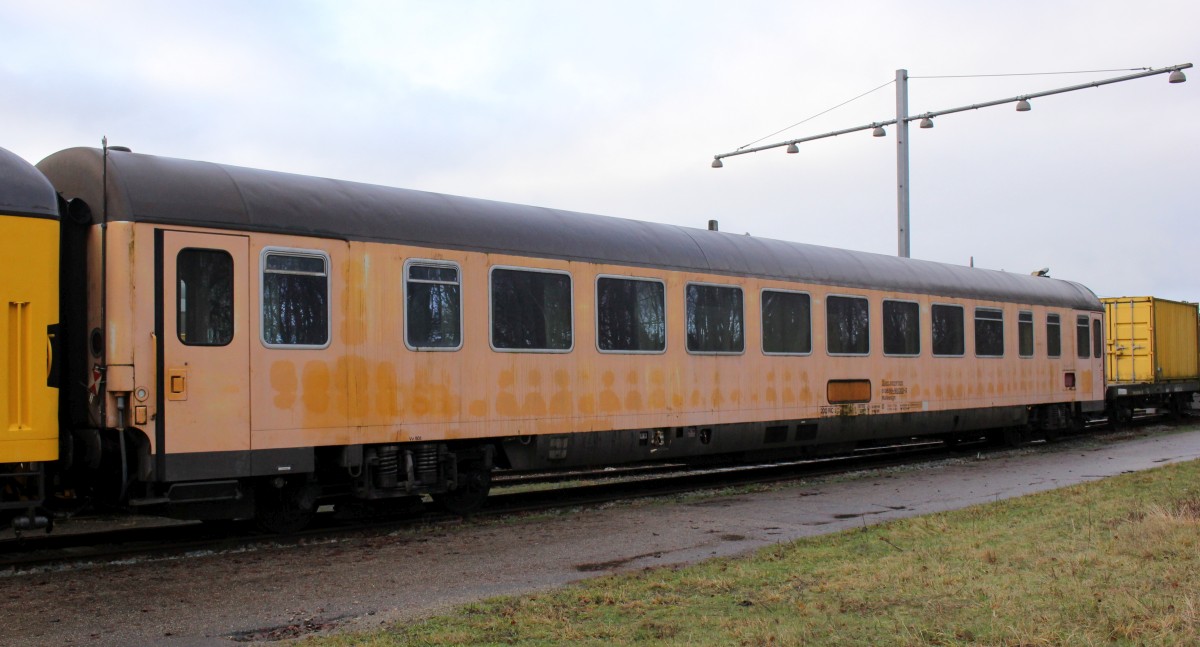 Railservice Målevogn(Messwagen) 61 86 99-90 002-2, REV/Pa/24.11.16 abgestellt im Bhf Padborg/DK. 26.12.2019