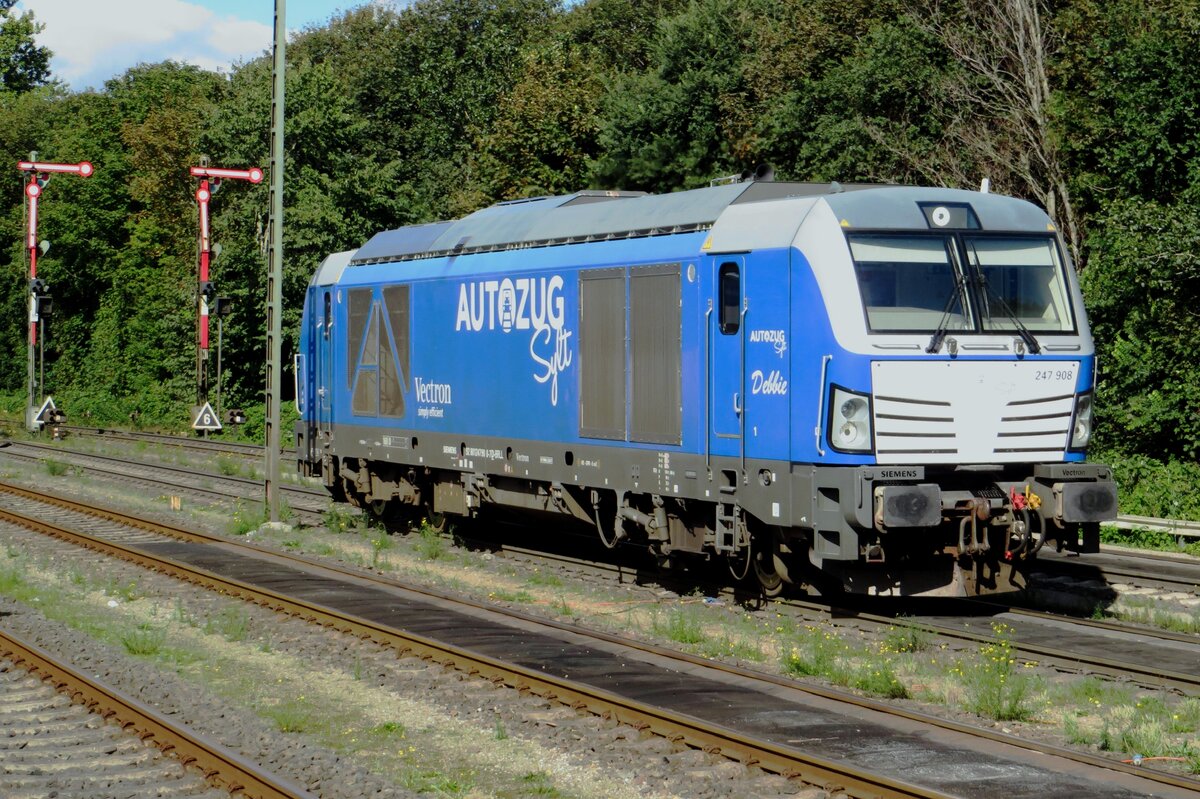 RDC Autozug 247 908 'DEBBIE' steht am 20 September 2022 in Niebll.