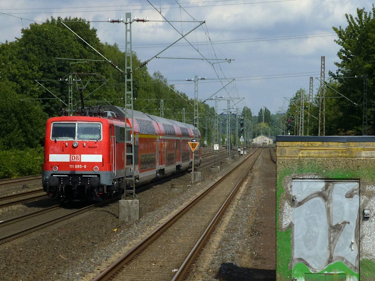 RE 4 nach Dortmund, am 16.8.19 geschoben von 111 095.