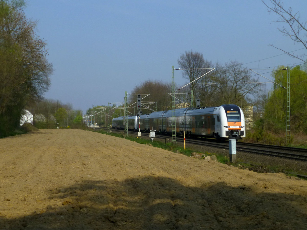 RE11 nach Hamm in Westfalen, 9.4.2019.