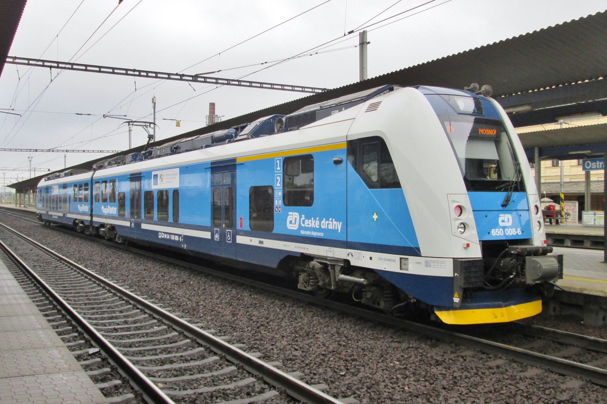 RegioPanter 650 008 steht am 4 Mai 2016 in Ostrava-Svinov.