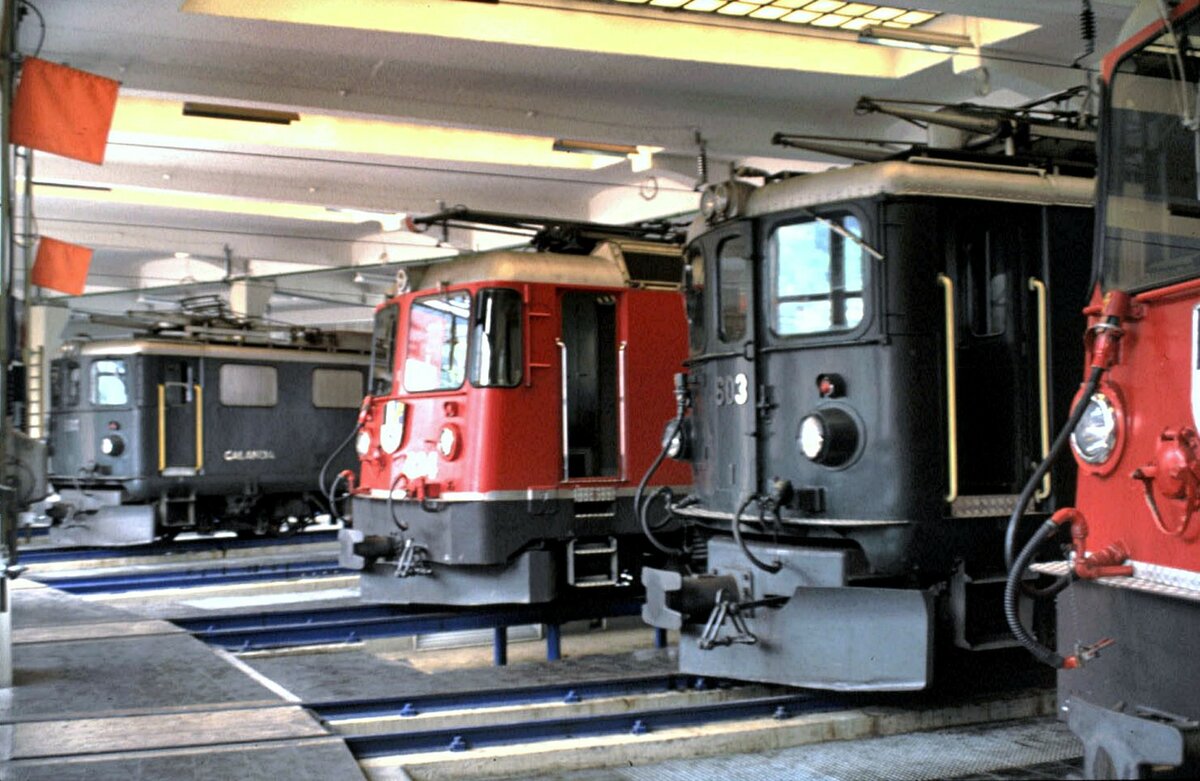 RhB Ge 4/4 I Nr.603 und 604 und Ge 4/4 II Nr.624 in Landquart im August 1989 (Jubiläum 100 Jahre RhB).