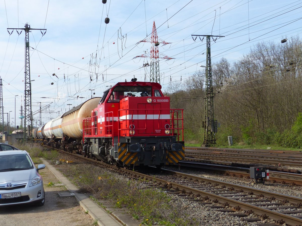 Rhein Cargo Diesellok DH 712 (92 80 1271 029-3 D-RHC) Baujahr 2009. Rangierbahnhof Kln Gremberg 31-03-2017.

Rhein Cargo dieselloc DH 712 (92 80 1271 029-3 D-RHC) bouwjaar 2009. Rangeerstation Keulen Gremberg 31-03-2017.