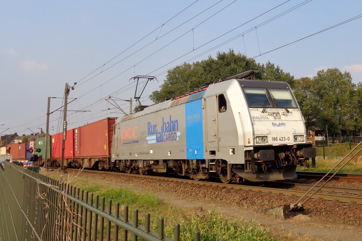 RTB 186 423 verlässt am 22 Augustus 2018 Venlo.