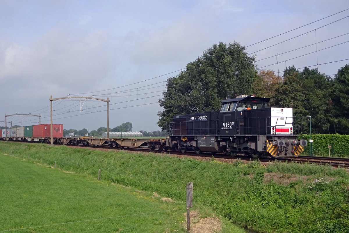 RTB V160/1555 durchfahrt am 16 Augustus 2019 Hulten.