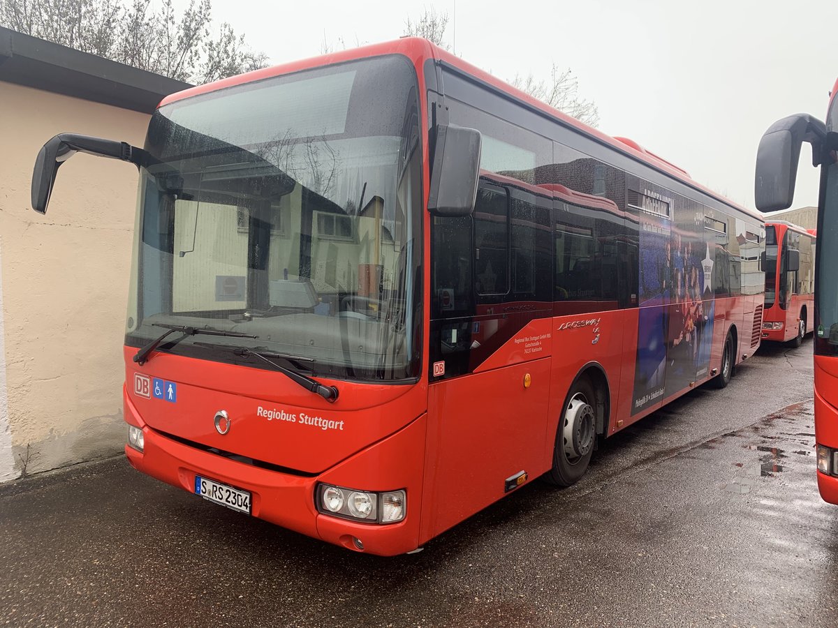 S-RS 2304 (Baujahr 2013) von Regiobus Stuttgart steht am 29.3.2020 auf deren Abstellplatz in Schwbisch Gmnd.