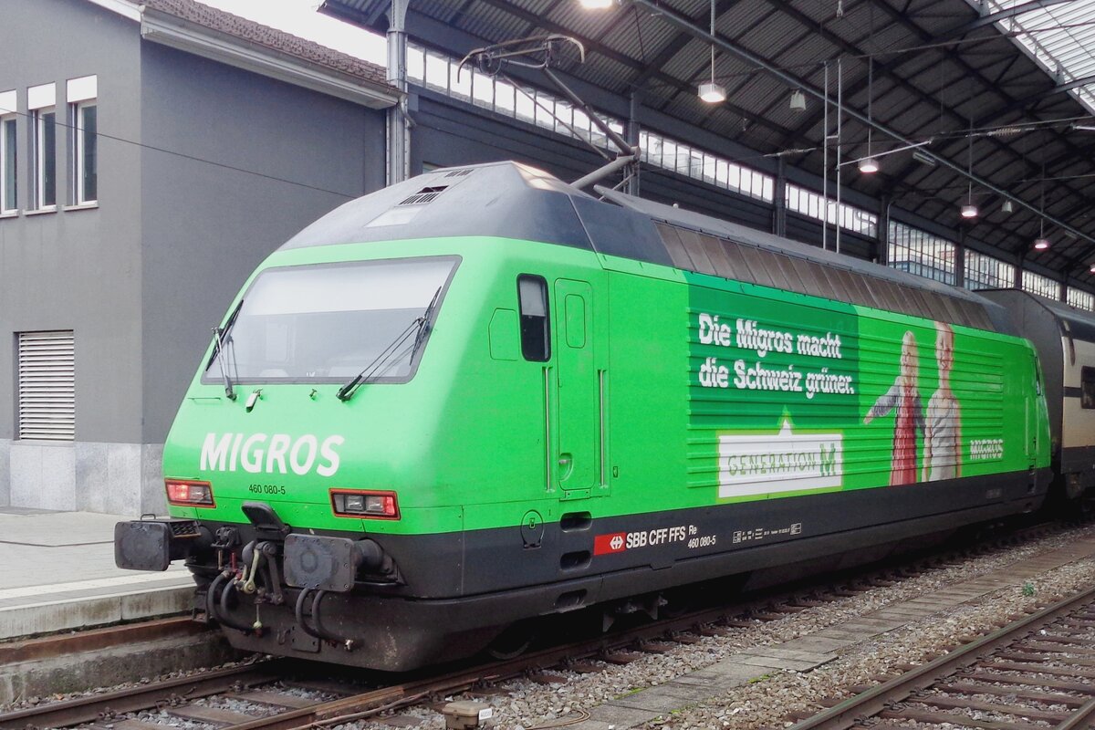 SBB 460 080 steht am 30 Dezember 2018 in Olten.