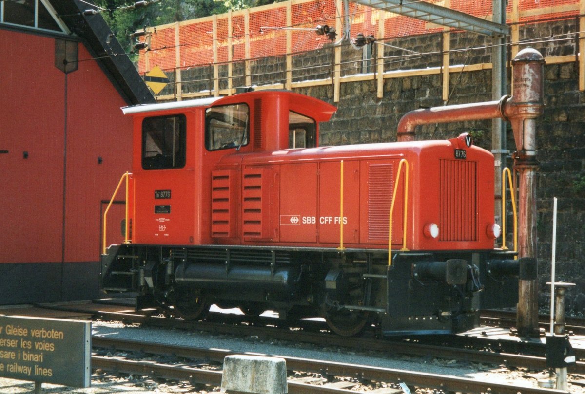 SBB 8776 steht am 24 Mai 202 in Visp abgestellt.
