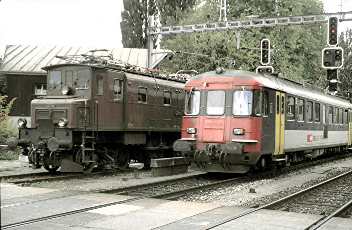 SBB Ae 3/6 I Nr.10 700 und 540 033-8 in Rorschach Hafen am 06.09.1998.