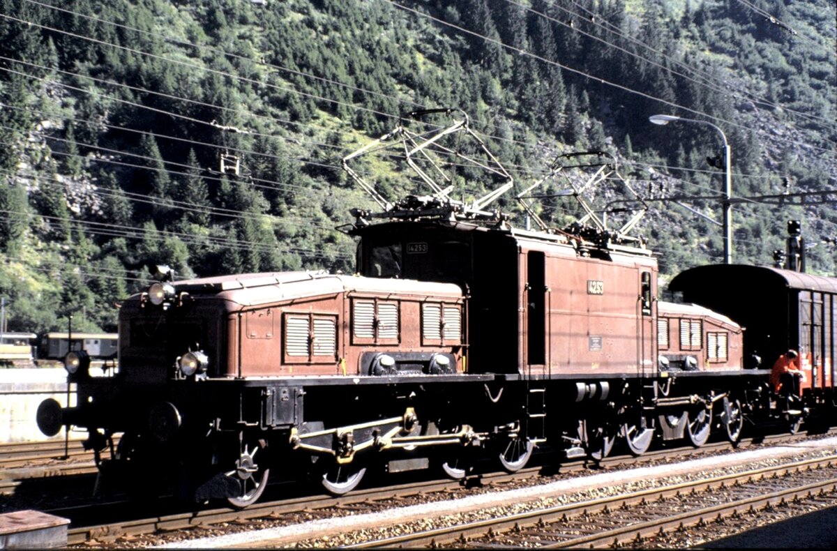 SBB Ce 6/8 II Nr.14 253 in Göschenen am 12.09.1980.