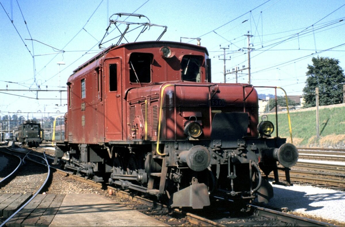 SBB De 6/6 Nr.15 301 in Luzern am 24.08.1980.
