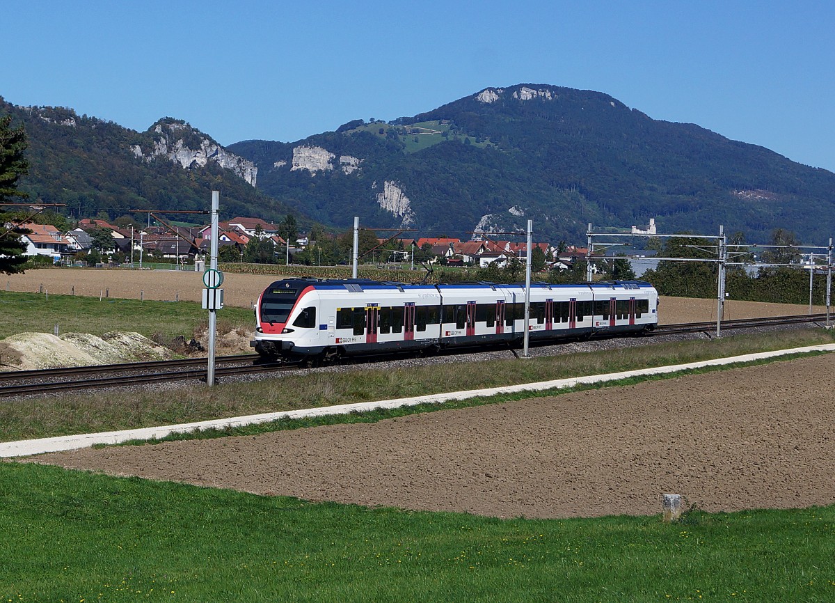 SBB: Regionalzug Olten-Biel bei Niederbipp am 23. September 2014.
Foto: Walter Ruetsch