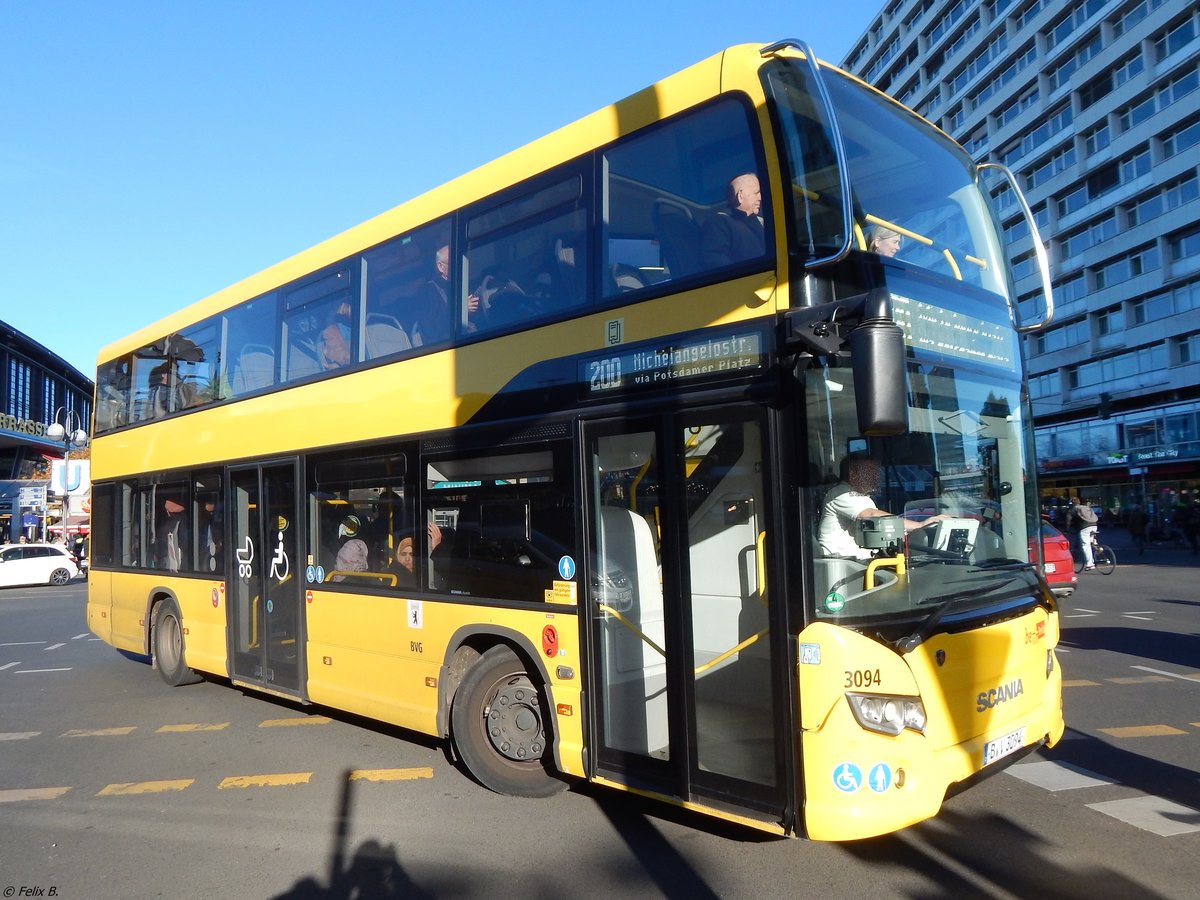 Scania Citywide LF DD der BVG in Berlin.