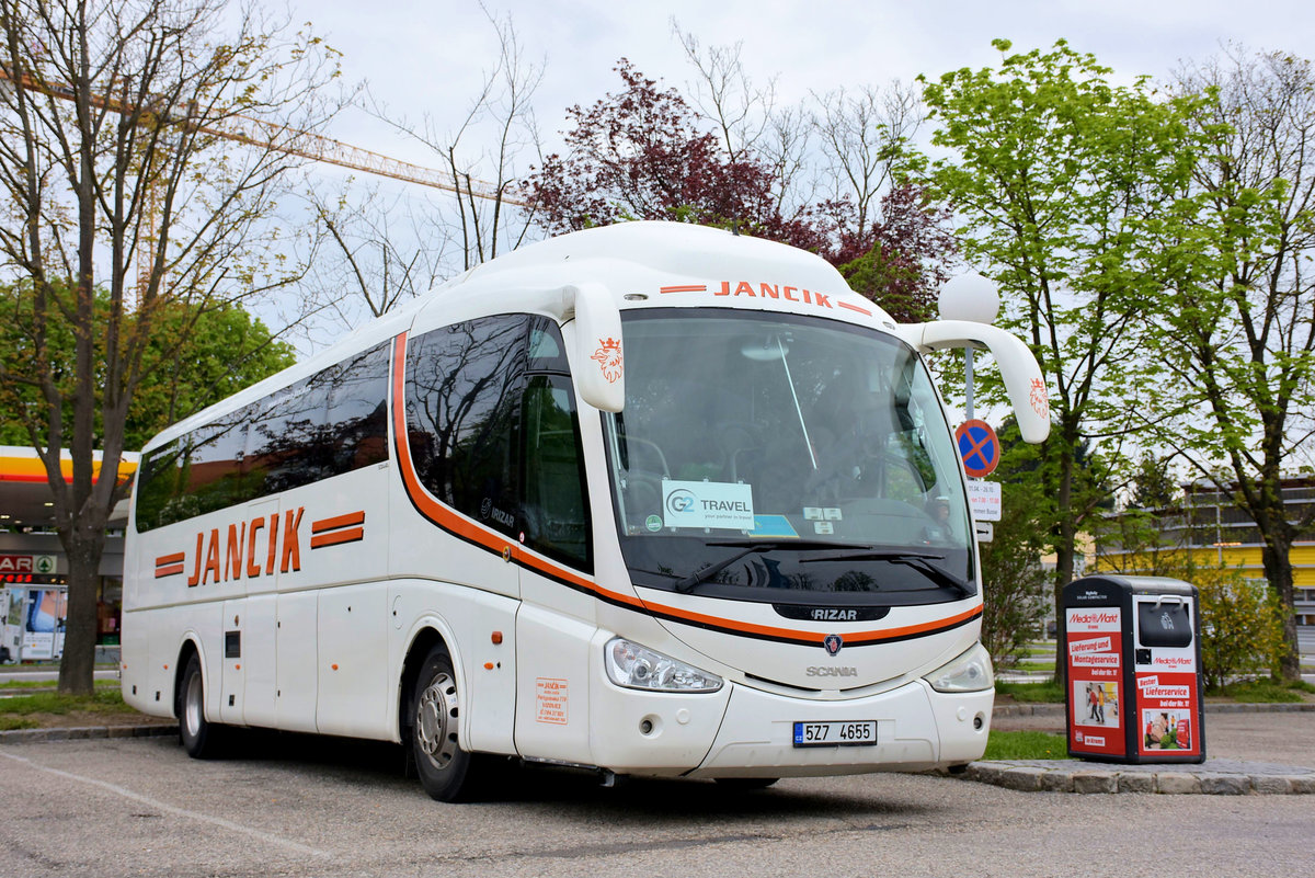 Scania Irizar von Jancik aus der CZ in Krems.