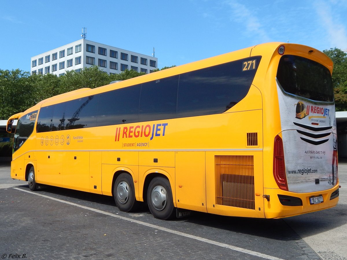 Scania Irizar von Student Agency aus Tschechien in Berlin.