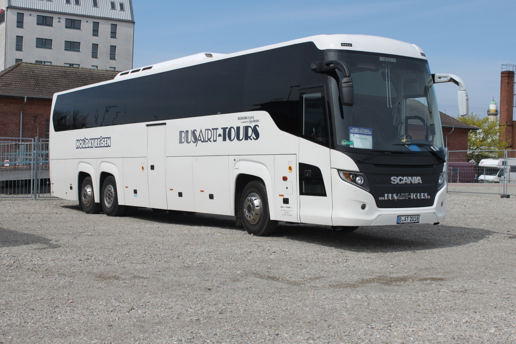 Scania Touring stand am 30.04.2016 in Warnemnde