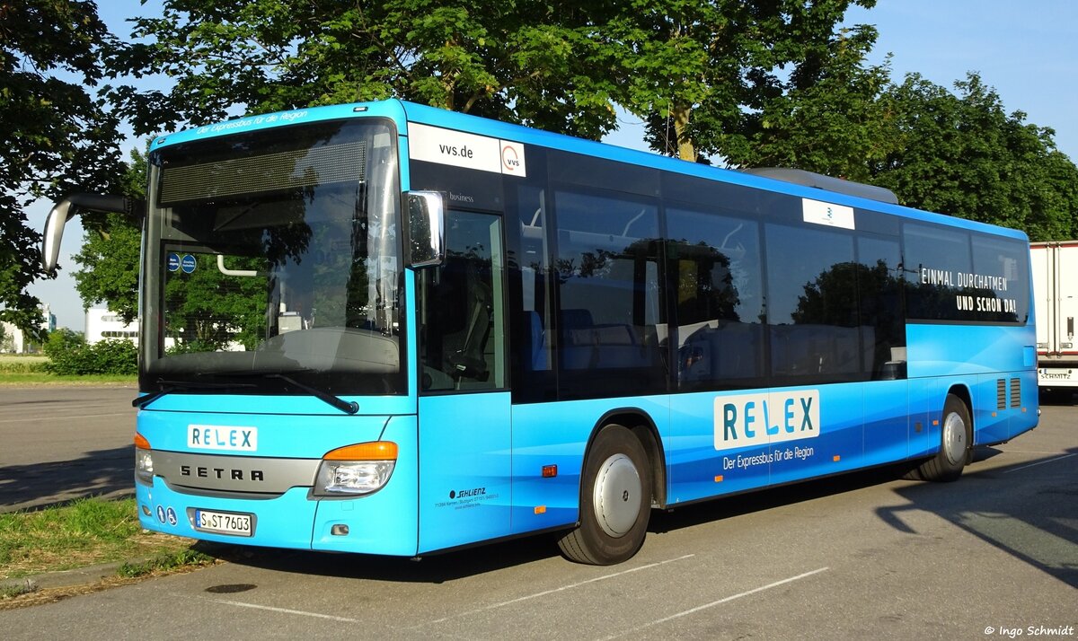 Schlienz Tours aus Kernen im Remstal | RELEX Expressbus | S-ST 7603 | Setra 416 LE business | 06.07.2017 in Neuhausen auf den Fildern