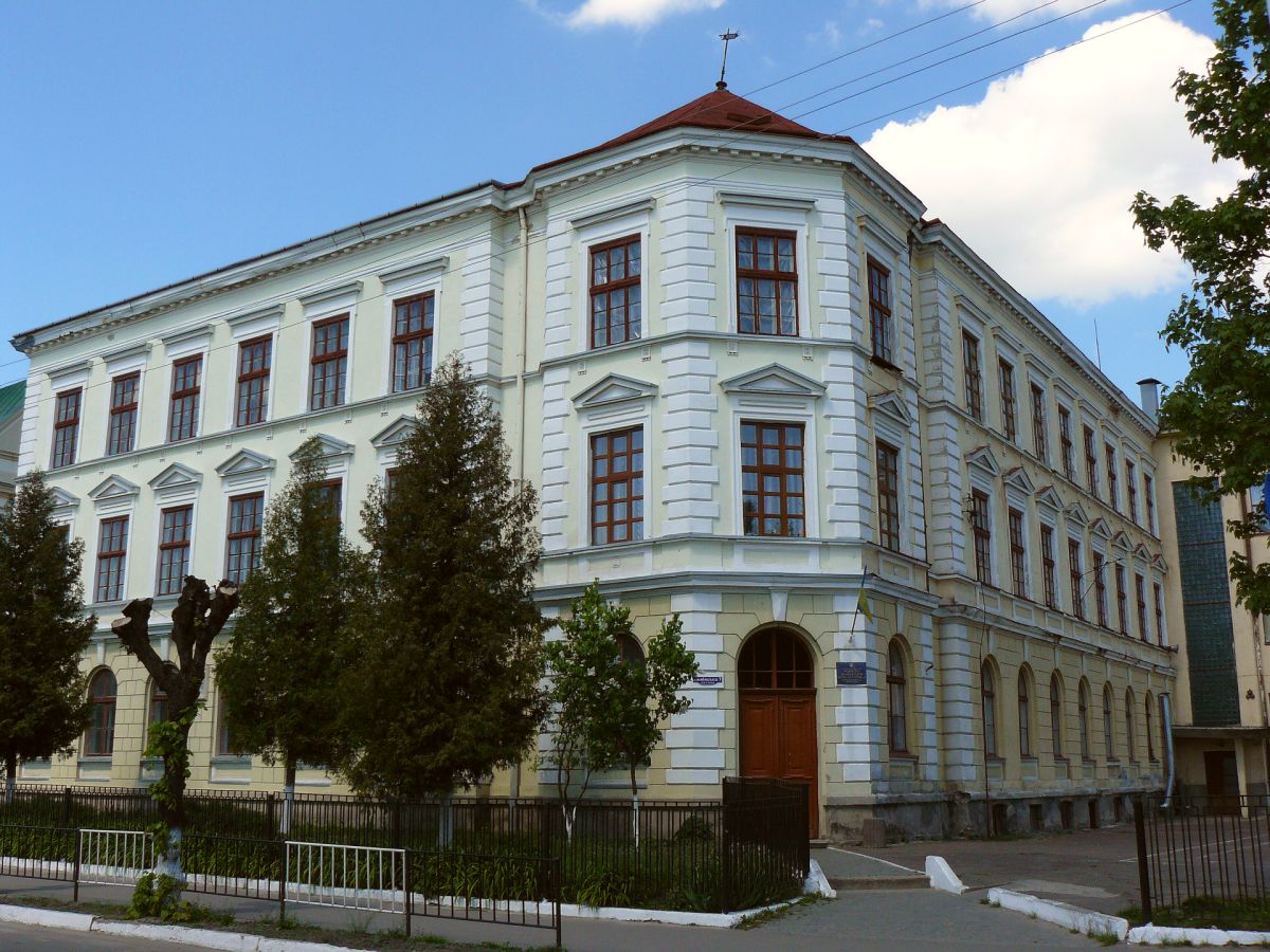 Schulgebude an der Lvivska Strasse Zhovkva, Ukraine 09-05-2014.


Schoolgebouw aan de Lvivska straat Zhovkva, Oekrane 09-05-2014.