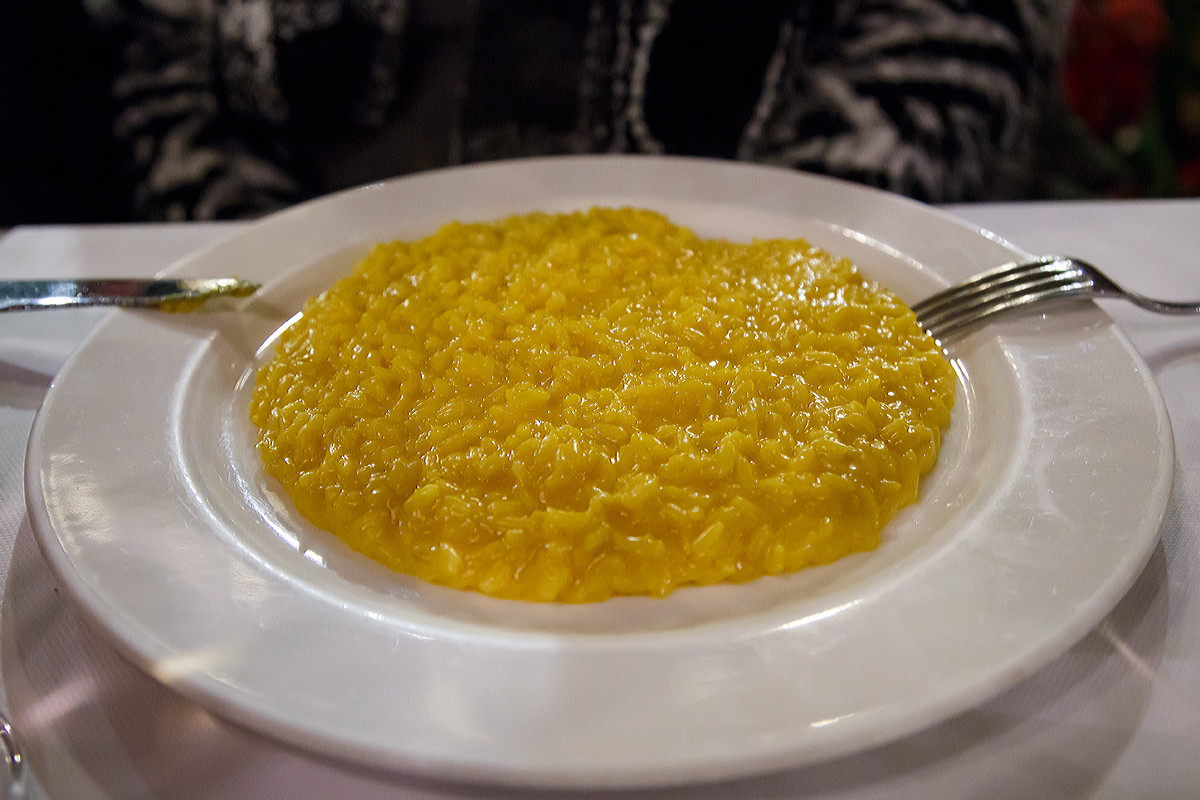 
Sehr leckeres Essen gab es in Milano (der Osteria Italiana am 27.12.2015)...

Risotto alla Milanese