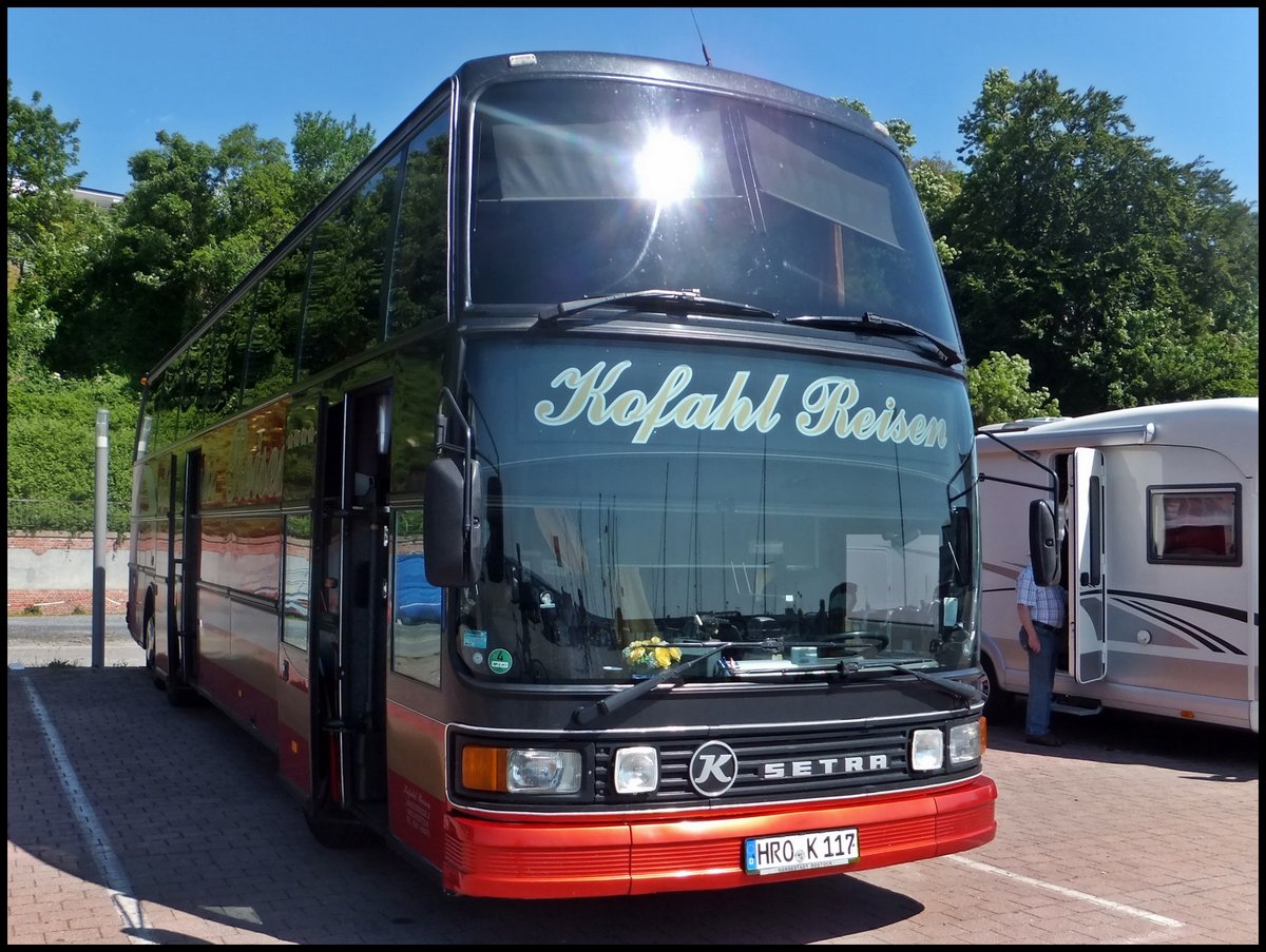 Setra 216 HDS von Kofahl Reisen aus Deutschland im Stadthafen Sassnitz.