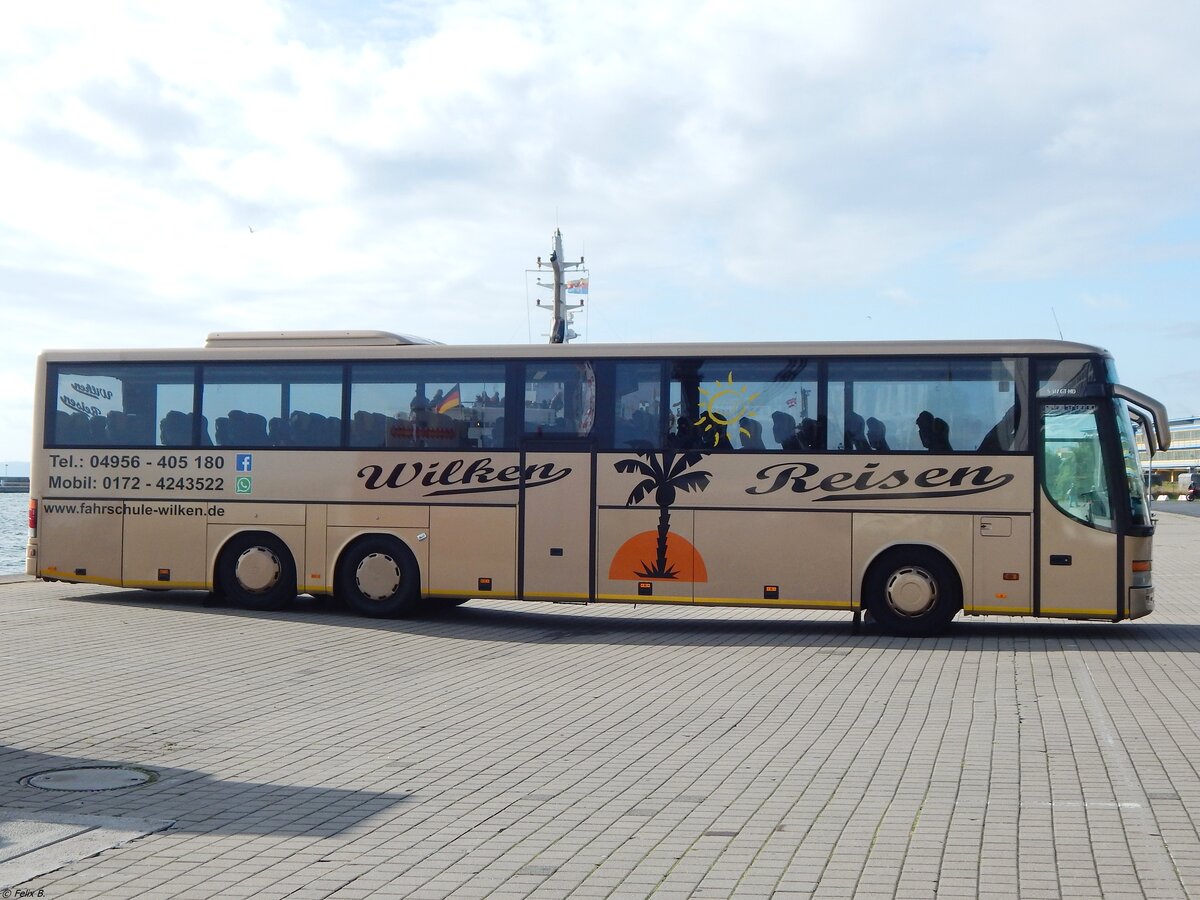 Setra 317 GT-HD von Fahrschule Wilken aus Deutschland im Stadthafen Sassnitz. 