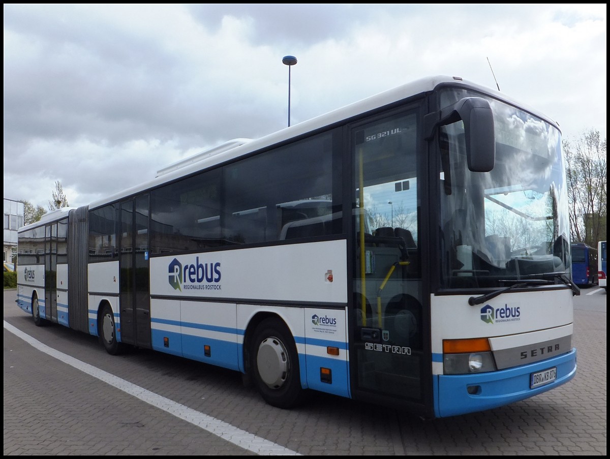 Setra 321 UL von Regionalbus Rostock in Rostock.