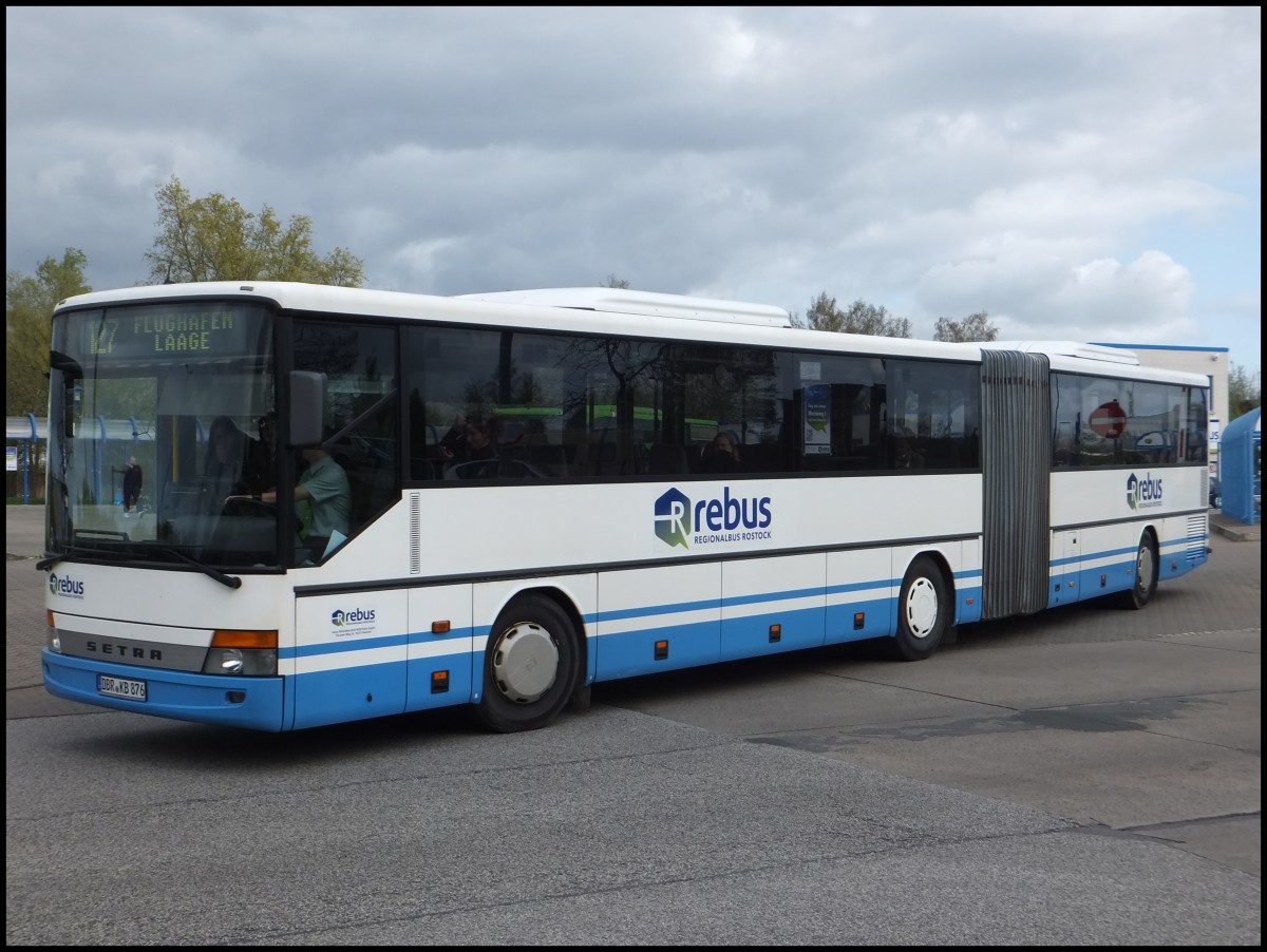 Setra 321 UL von Regionalbus Rostock in Rostock.