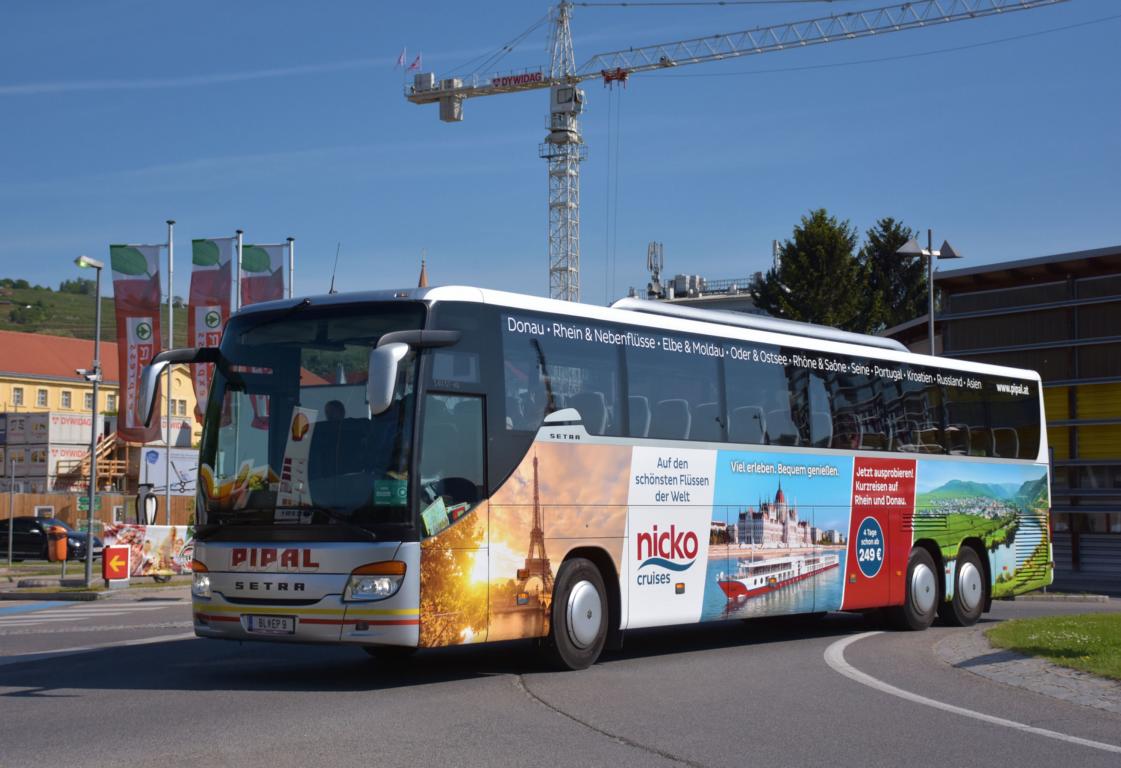 Setra 400er-Serie von Pipal Reisen aus �sterreich in Krems.