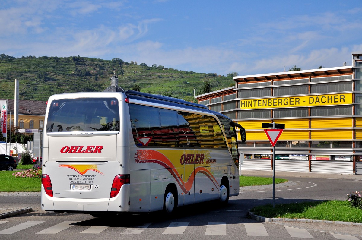 Setra 411 HD von Ohler Reisen aus sterreich am 18.9.2014 in Krems gesehen.