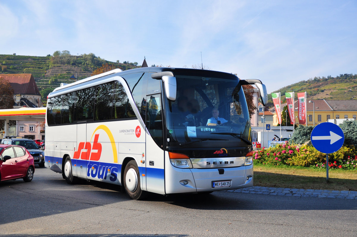 Setra 411 HD von SAB Tours aus �sterreich in Krems.
