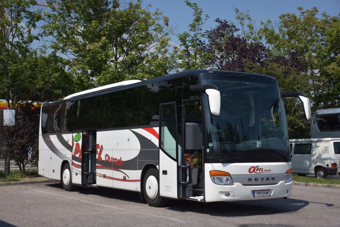 Setra 415 GT-HD von Apfl Reisen aus �sterreich.