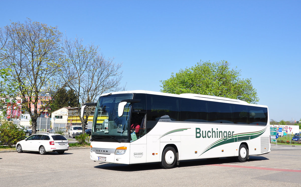 Setra 415 GT-HD von Buchinger Reisen aus �sterreich in Krems.