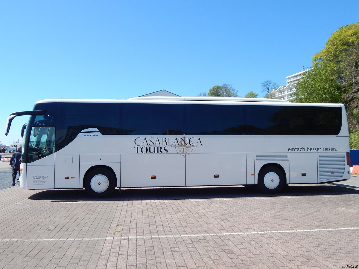 Setra 415 GT-HD von Casablanca Tours aus Deutschland im Stadthafen Sassnitz.