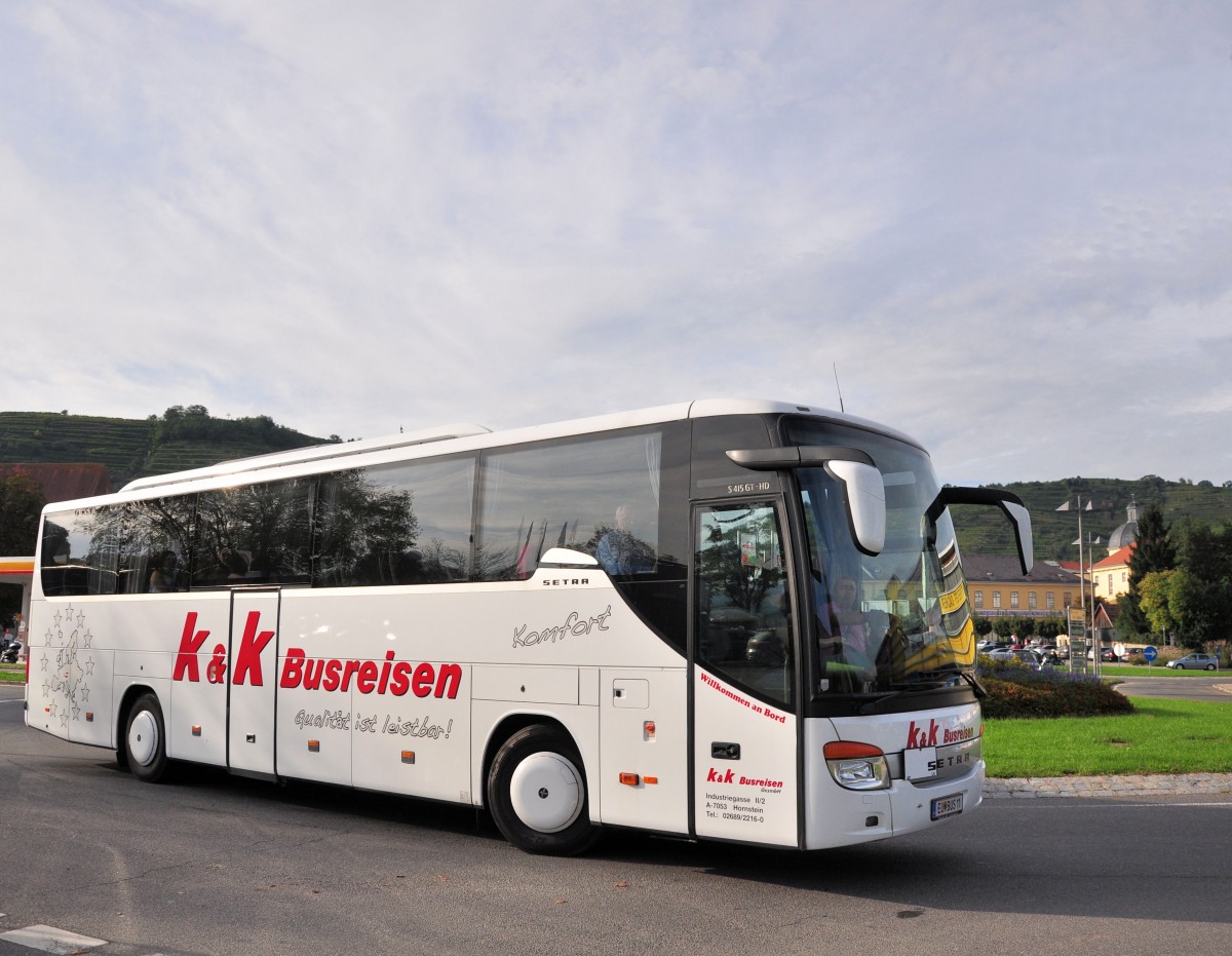 Setra 415 GT-HD von k&k Busreisen aus �sterreichz am 20.9.2014 in Krems unterwegs.
