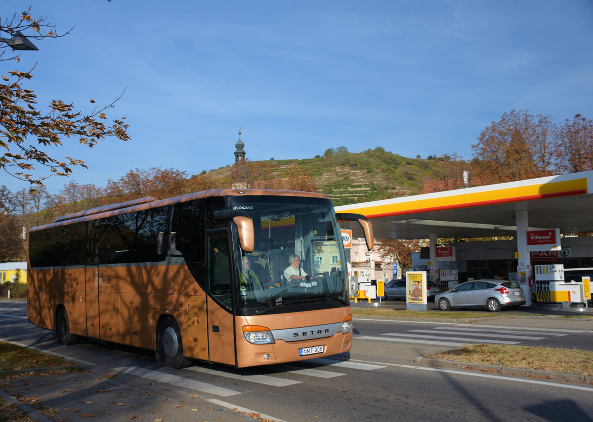 Setra 415 GT-HD von Klnjarat aus Ungarn in Krems.