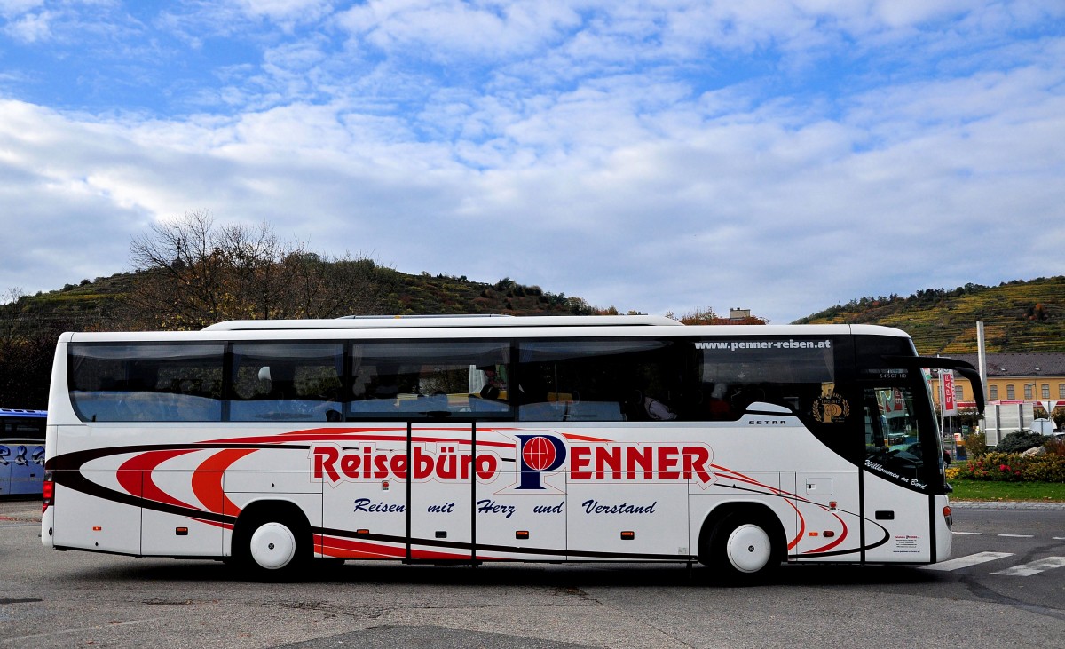Setra 415 GT-HD von Penner Reisen aus �sterreich im Herbst 2013 in Krems.