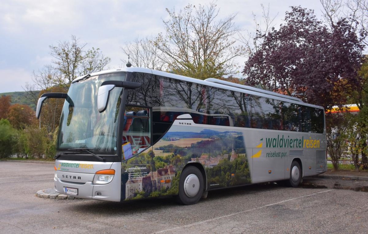 Setra 415 GT- HD von Waldviertel Reisen aus �sterreich 2017 in Krems.