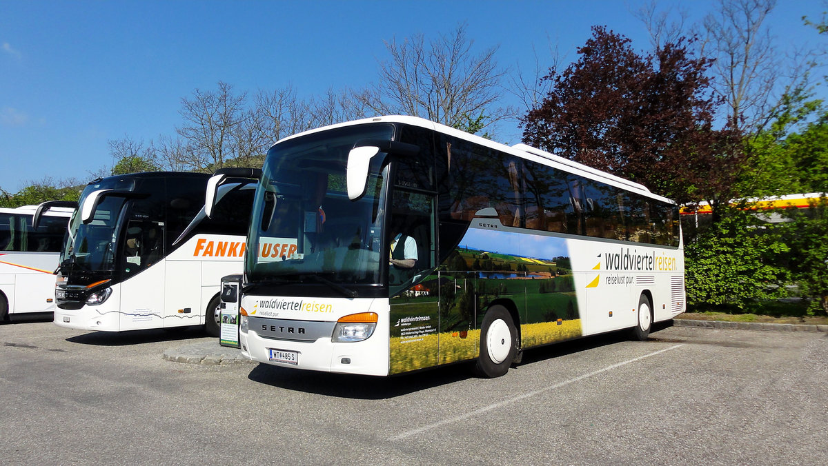 Setra 415 GT-HD von Waldviertel Reisen aus �sterreich in Krems gesehen.