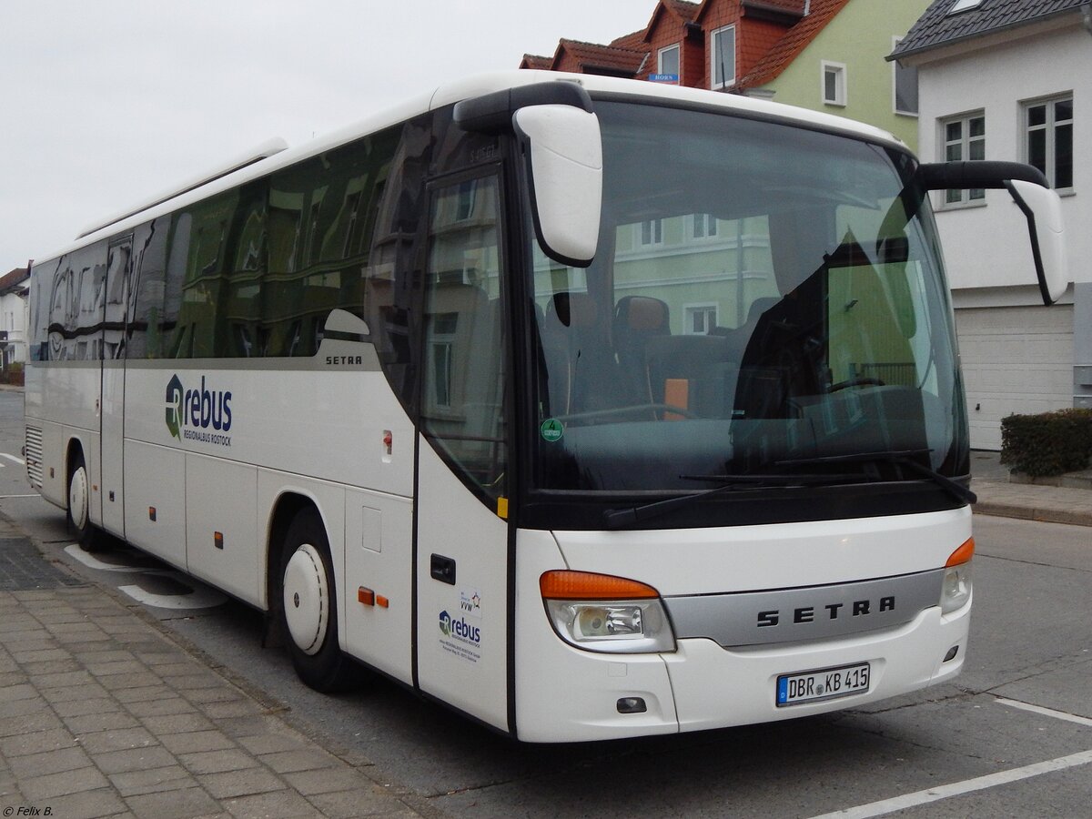 Setra 415 GT von Regionalbus Rostock in Neubrandenburg.