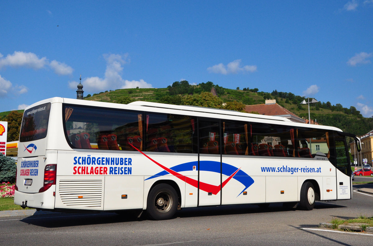 Setra 415 GT von Schlager Reisen Inh. Hubert Sch�rgenhuber aus �sterreich in Krems gesehen.