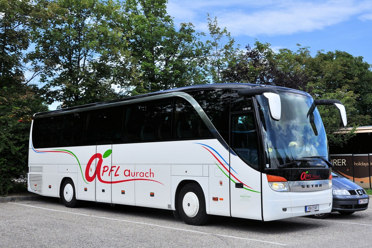 SETRA 415 HD von APFL Busreisen aus �sterreich am 30.6.2013 in Krems gesehen.