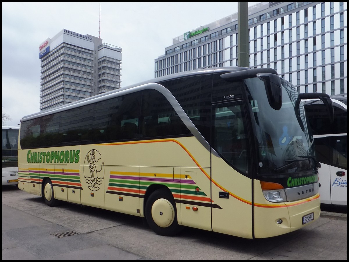 Setra 415 HD von Christophorus aus sterreich in Berlin.